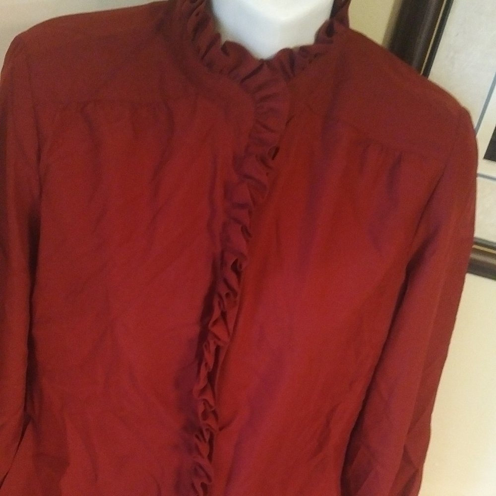 10/$10 Red Ruffled 3/4 Sleeve Blouse S